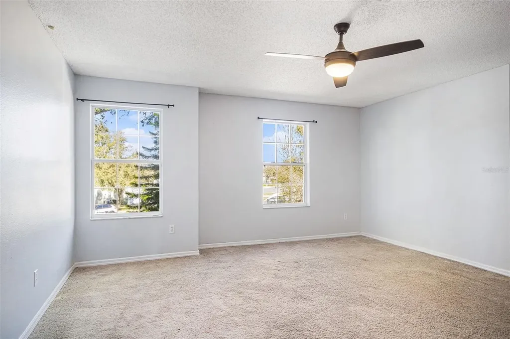 895 Woodvale Street Clermont FL 34711