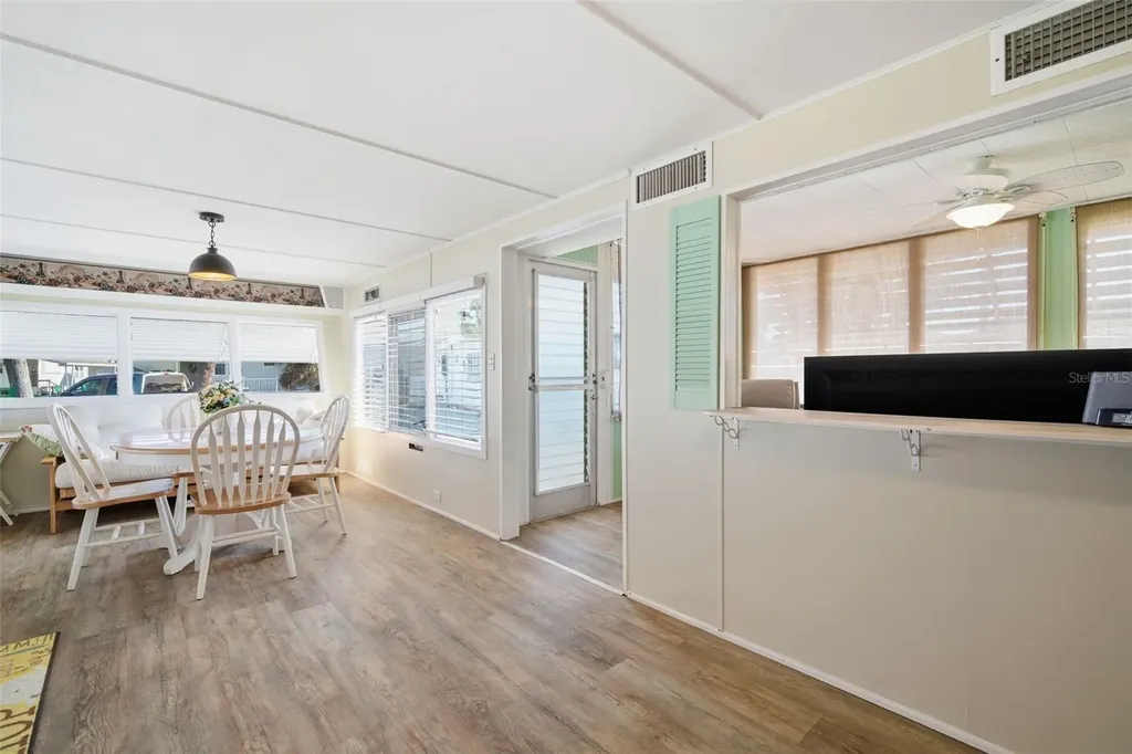4851 W Gandy Boulevard Tampa FL 33611