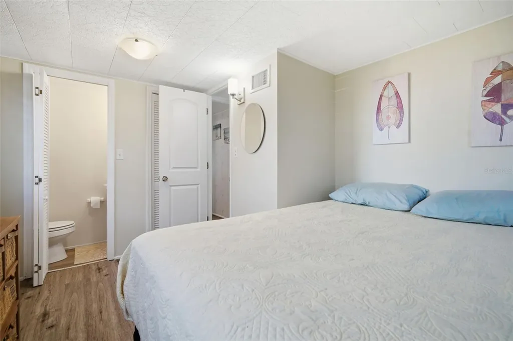 4851 W Gandy Boulevard Tampa FL 33611