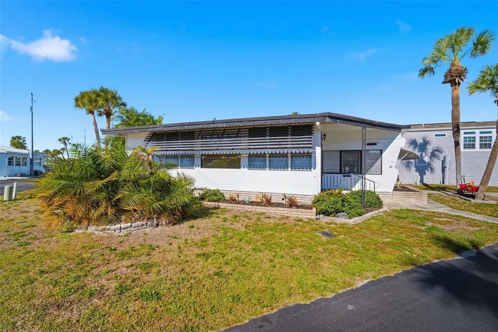 4851 W Gandy Boulevard Tampa FL 33611