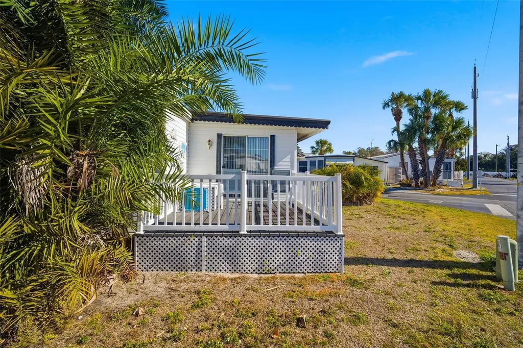4851 W Gandy Boulevard Tampa FL 33611