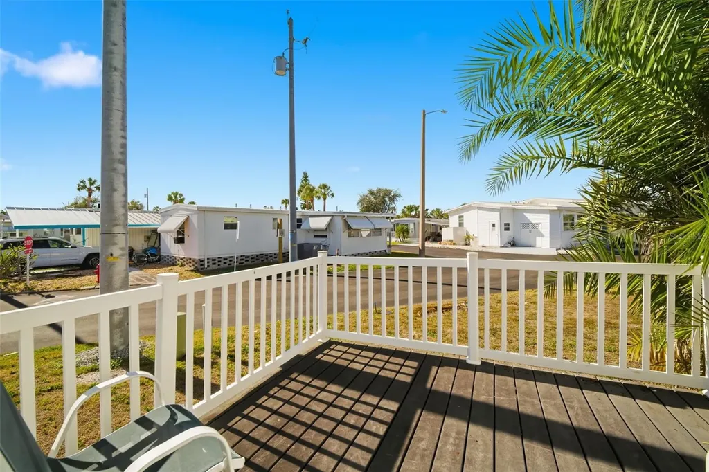 4851 W Gandy Boulevard Tampa FL 33611