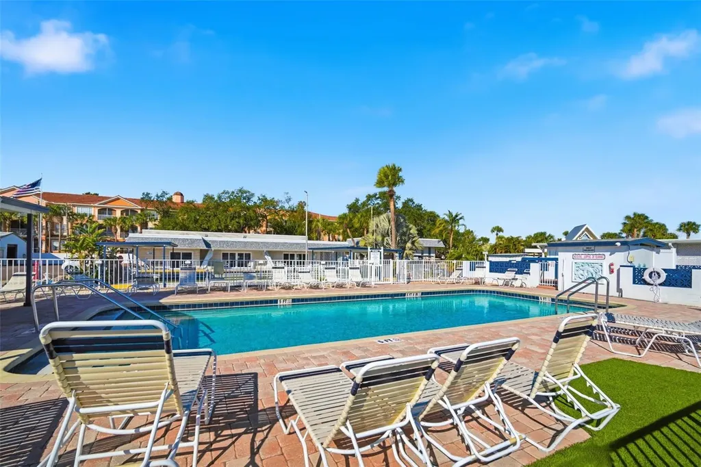 4851 W Gandy Boulevard Tampa FL 33611
