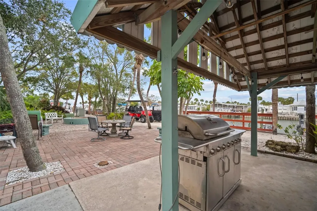 4851 W Gandy Boulevard Tampa FL 33611