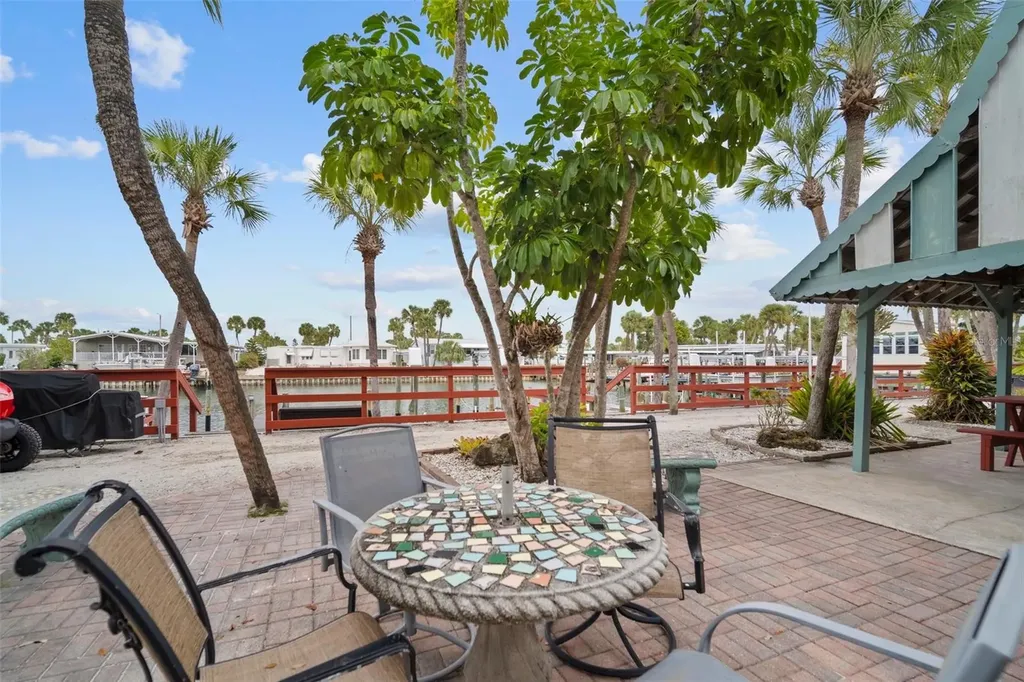 4851 W Gandy Boulevard Tampa FL 33611