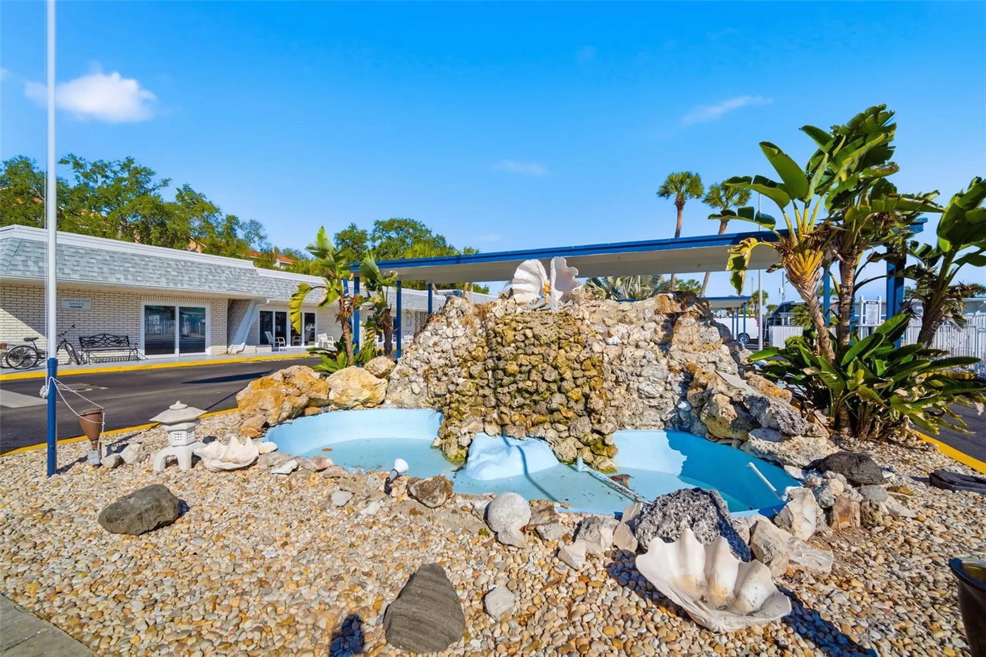 4851 W Gandy Boulevard Tampa FL 33611