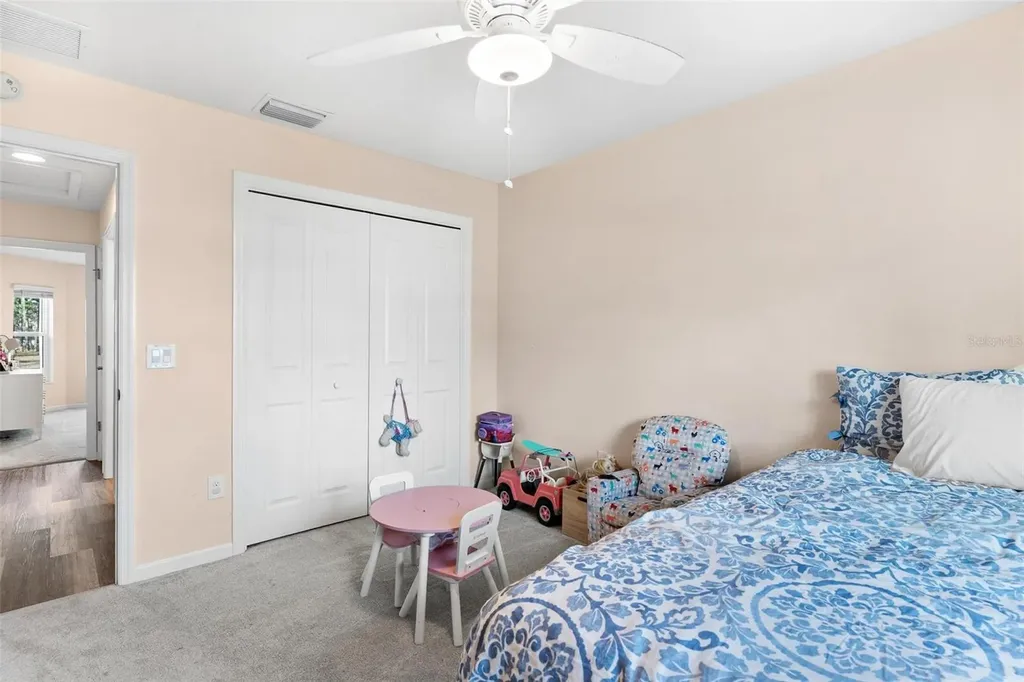 2495 County Road 245d Oxford FL 34484