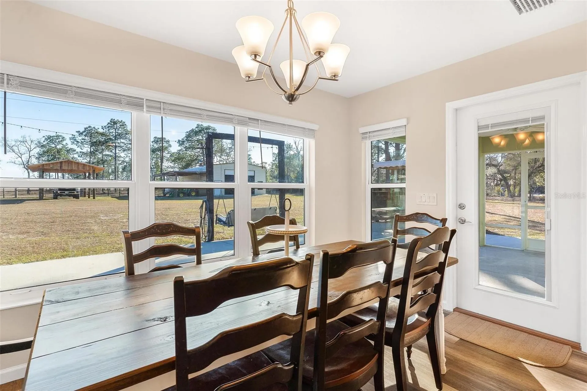 2495 County Road 245d Oxford FL 34484