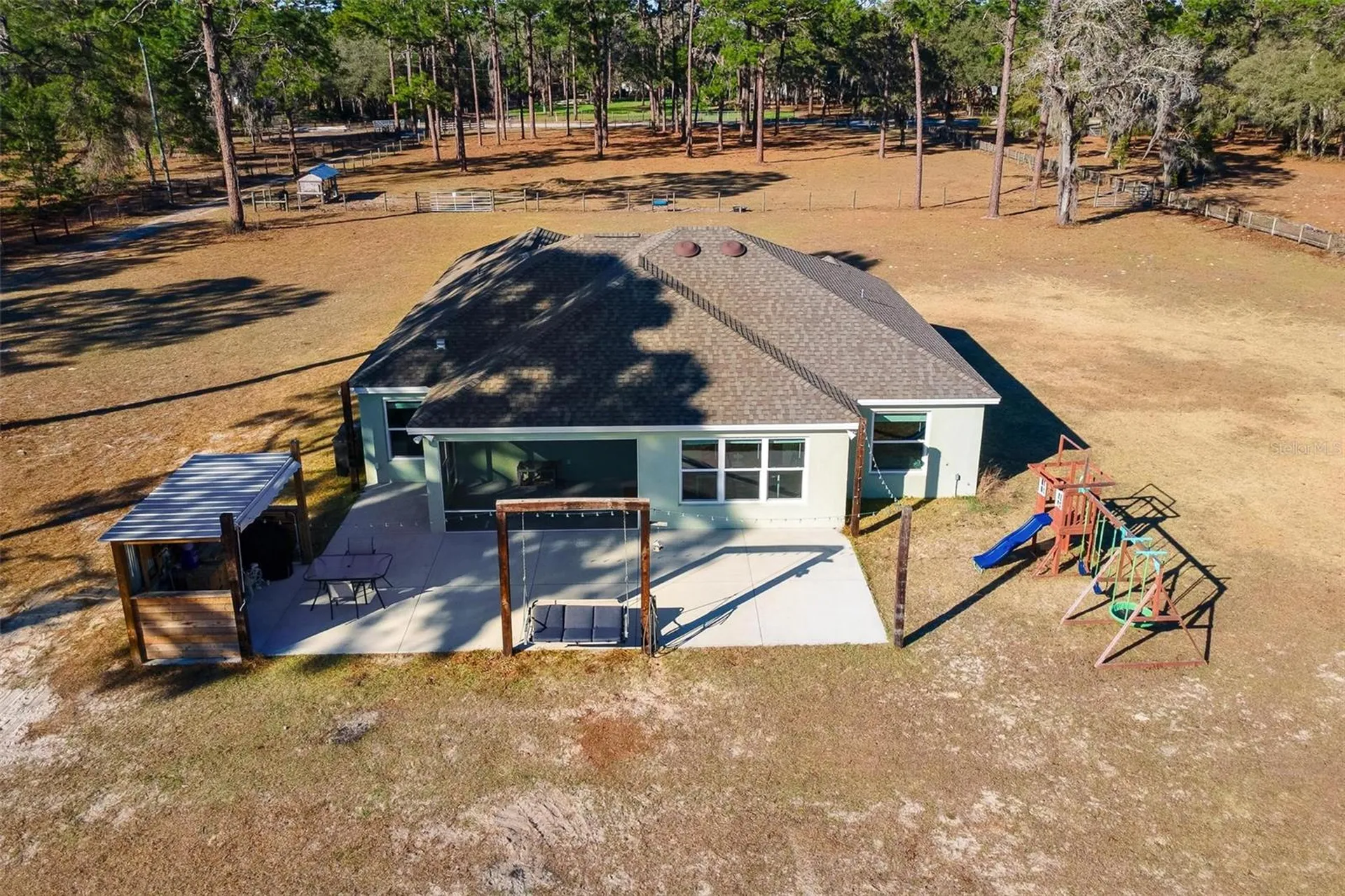 2495 County Road 245d Oxford FL 34484