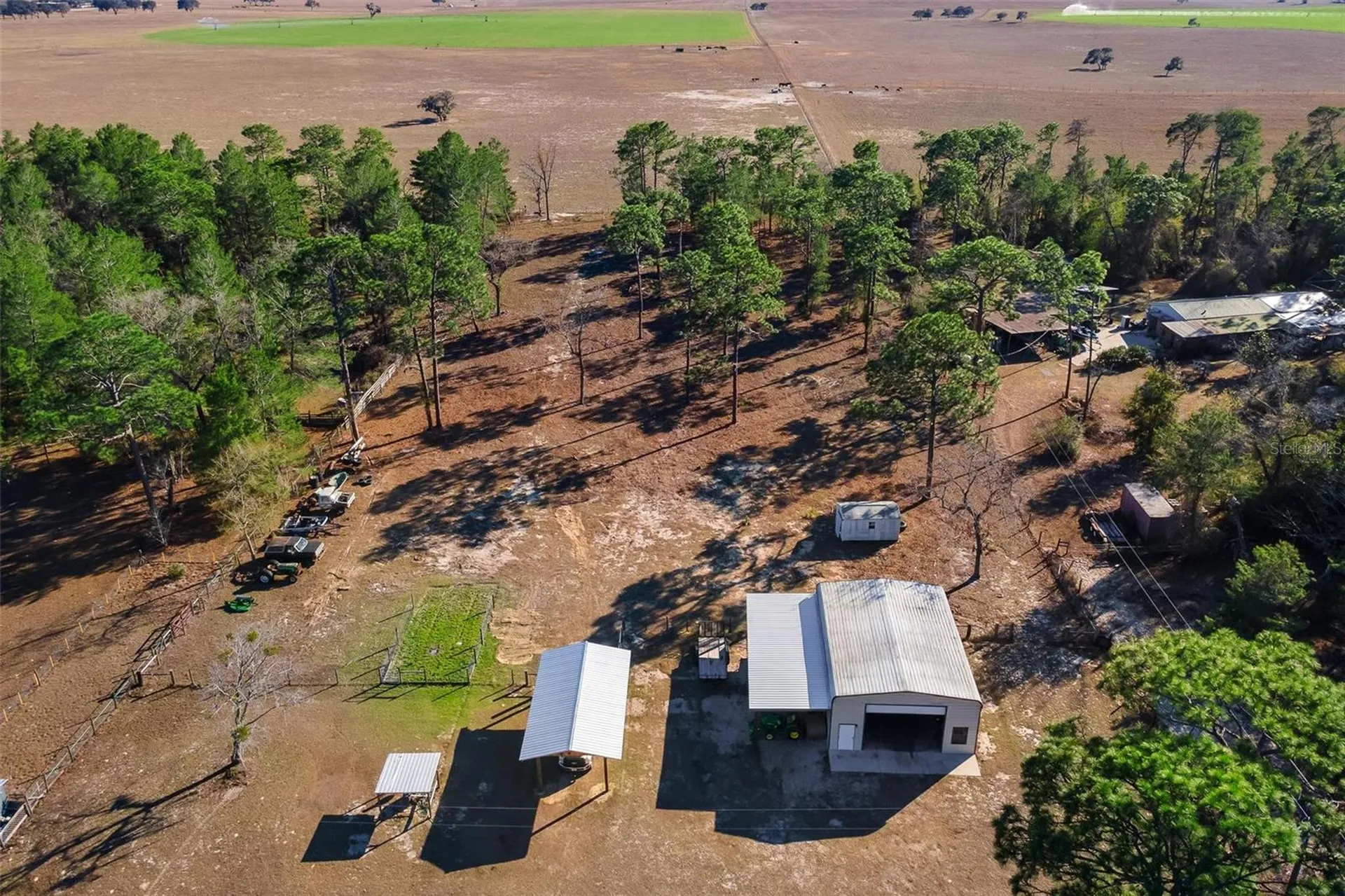 2495 County Road 245d Oxford FL 34484