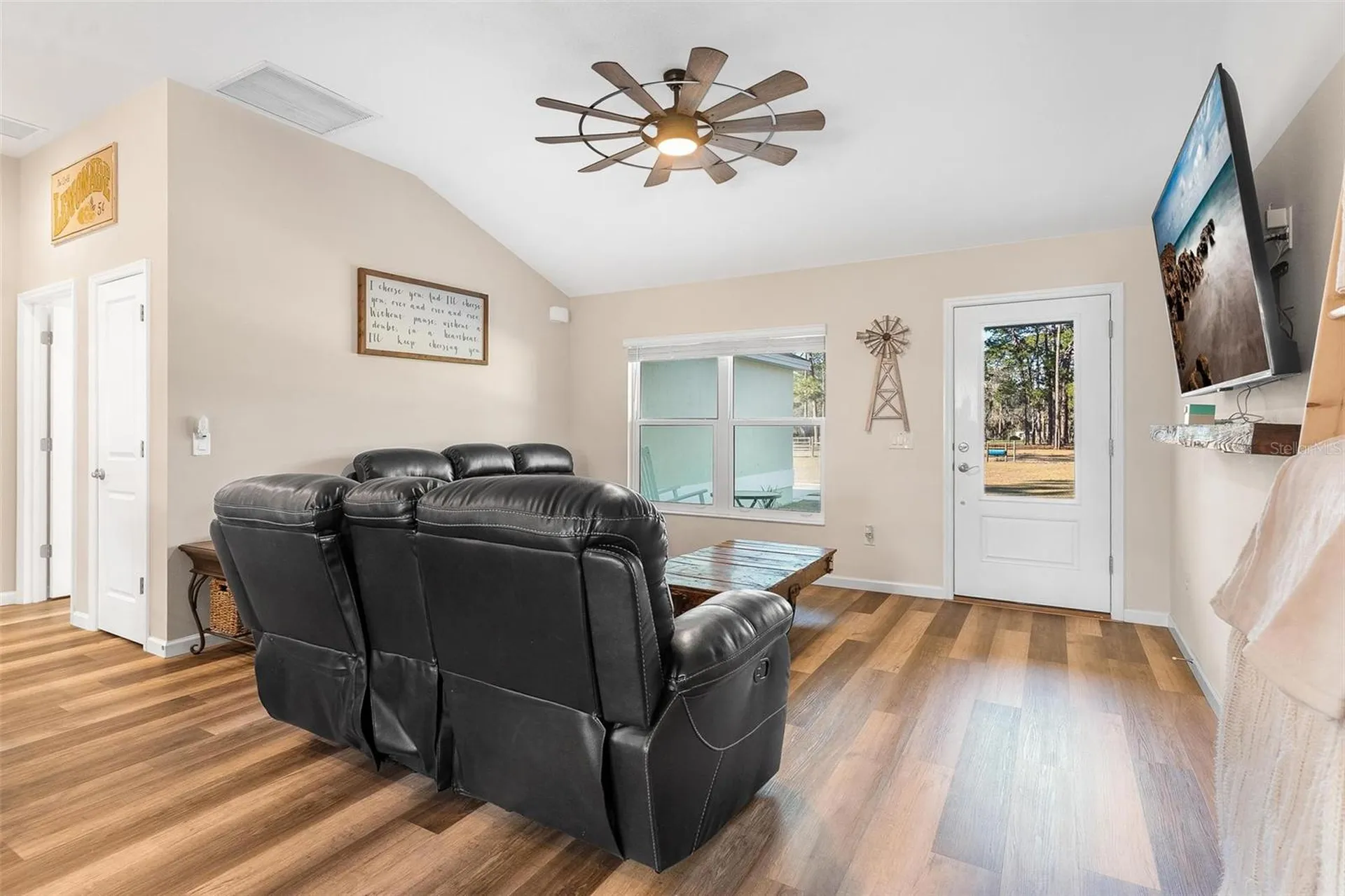 2495 County Road 245d Oxford FL 34484