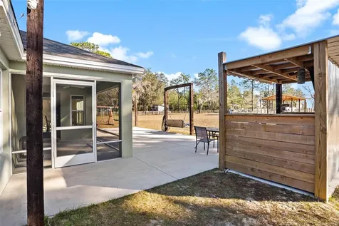2495 County Road 245d Oxford FL 34484