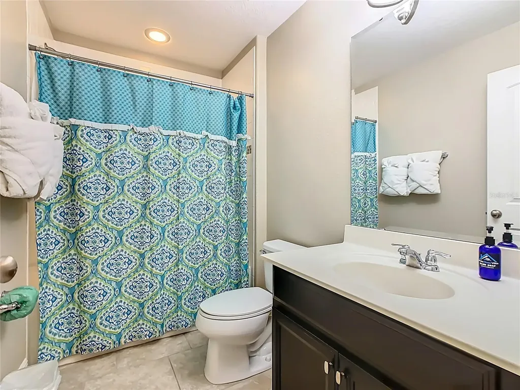 5128 Oakbourne Avenue Davenport FL 33837