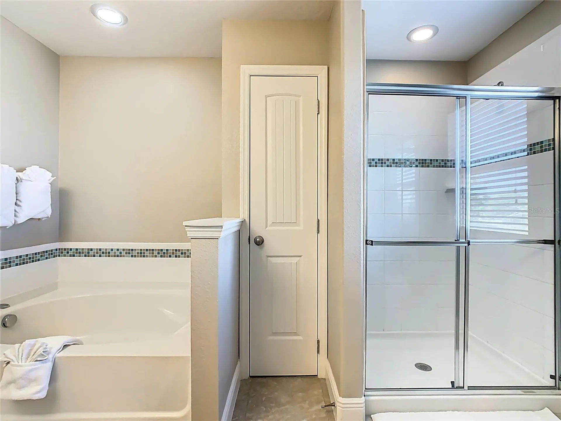 5128 Oakbourne Avenue Davenport FL 33837