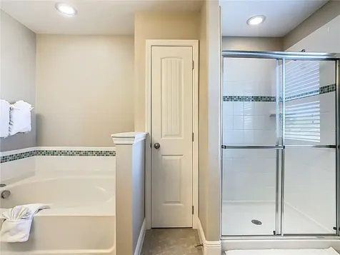 5128 Oakbourne Avenue Davenport FL 33837