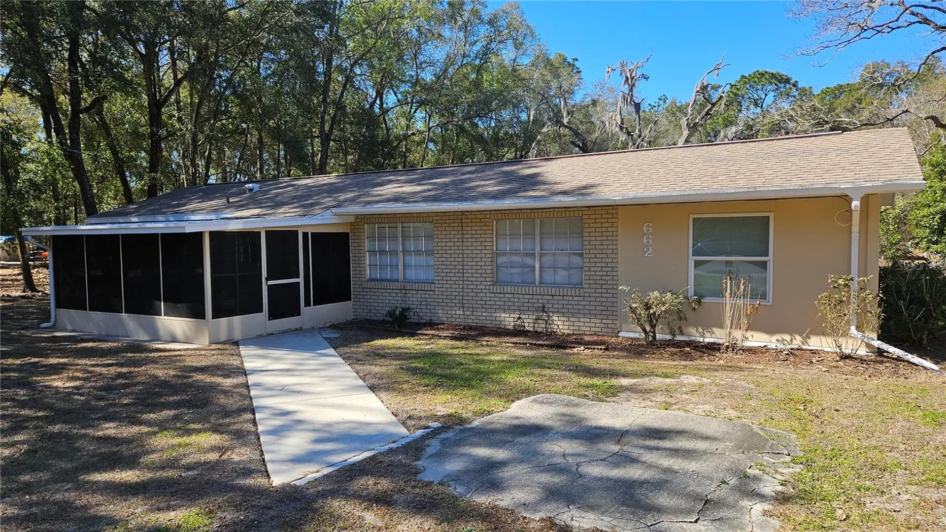 662 N Charles Avenue Inverness FL 34453