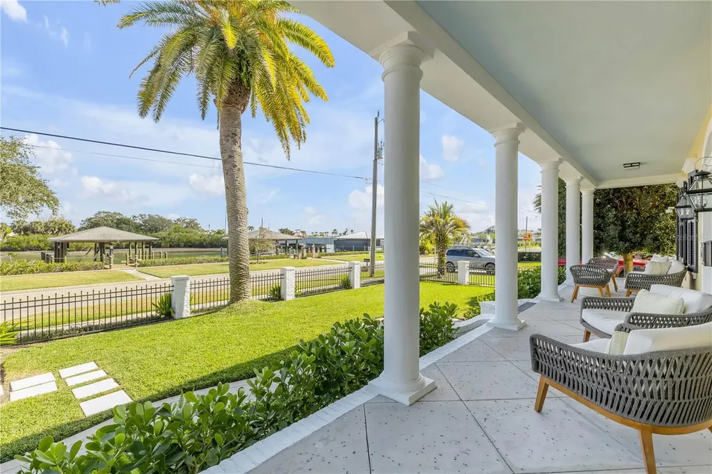 1212 S Riverside Drive New Smyrna Beach FL 32168