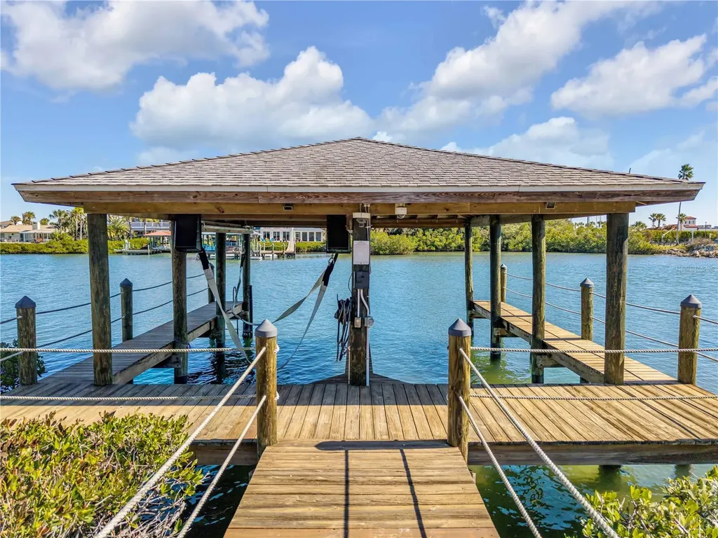 1212 S Riverside Drive New Smyrna Beach FL 32168