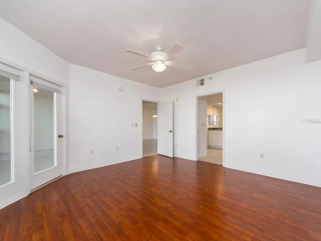 6550 Shoreline Drive St Petersburg FL 33708