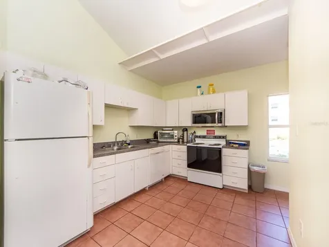 6550 Shoreline Drive St Petersburg FL 33708