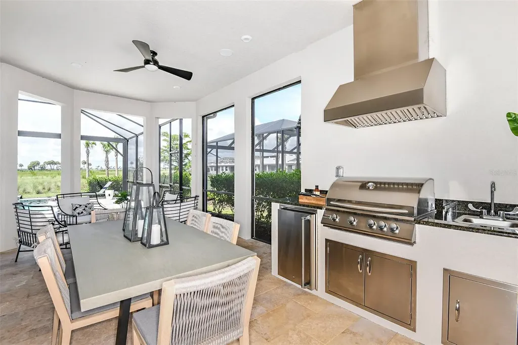 10244 Silent Night Lane Sarasota FL 34241