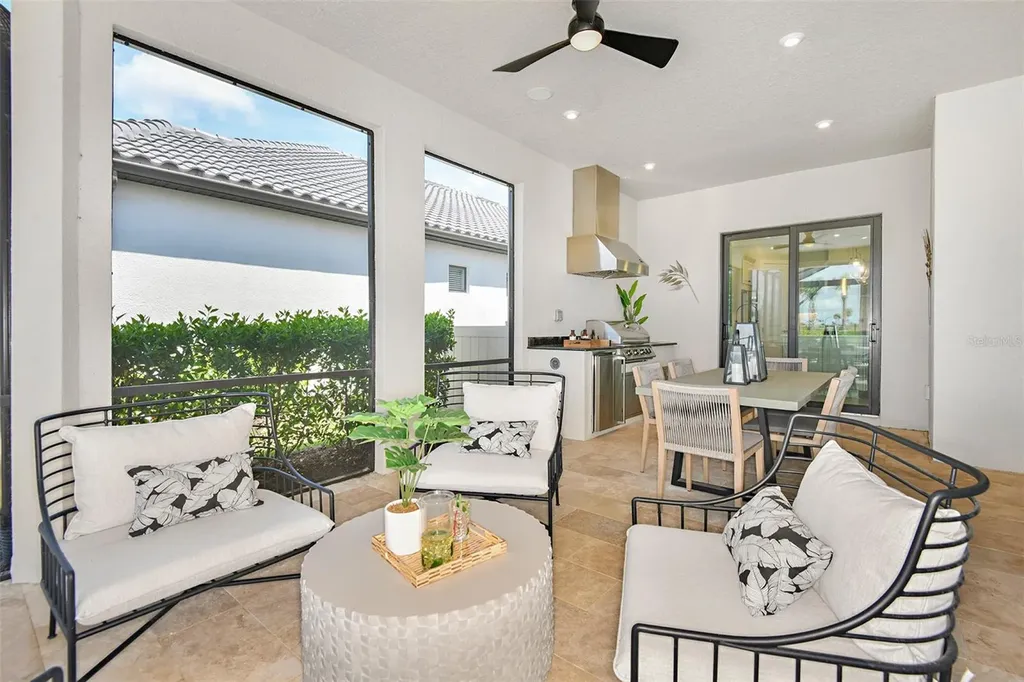 10244 Silent Night Lane Sarasota FL 34241