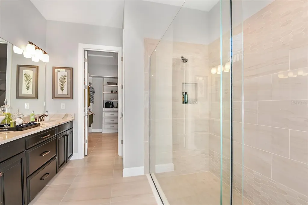 10244 Silent Night Lane Sarasota FL 34241