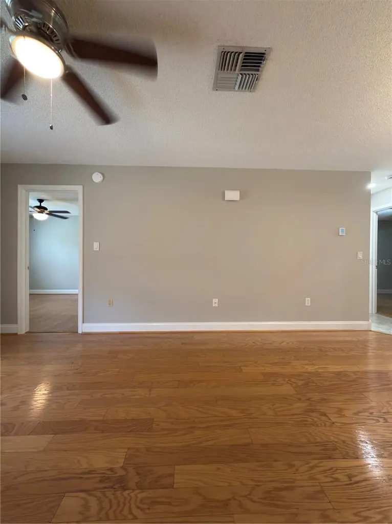 2808 60th Avenue W Bradenton FL 34207