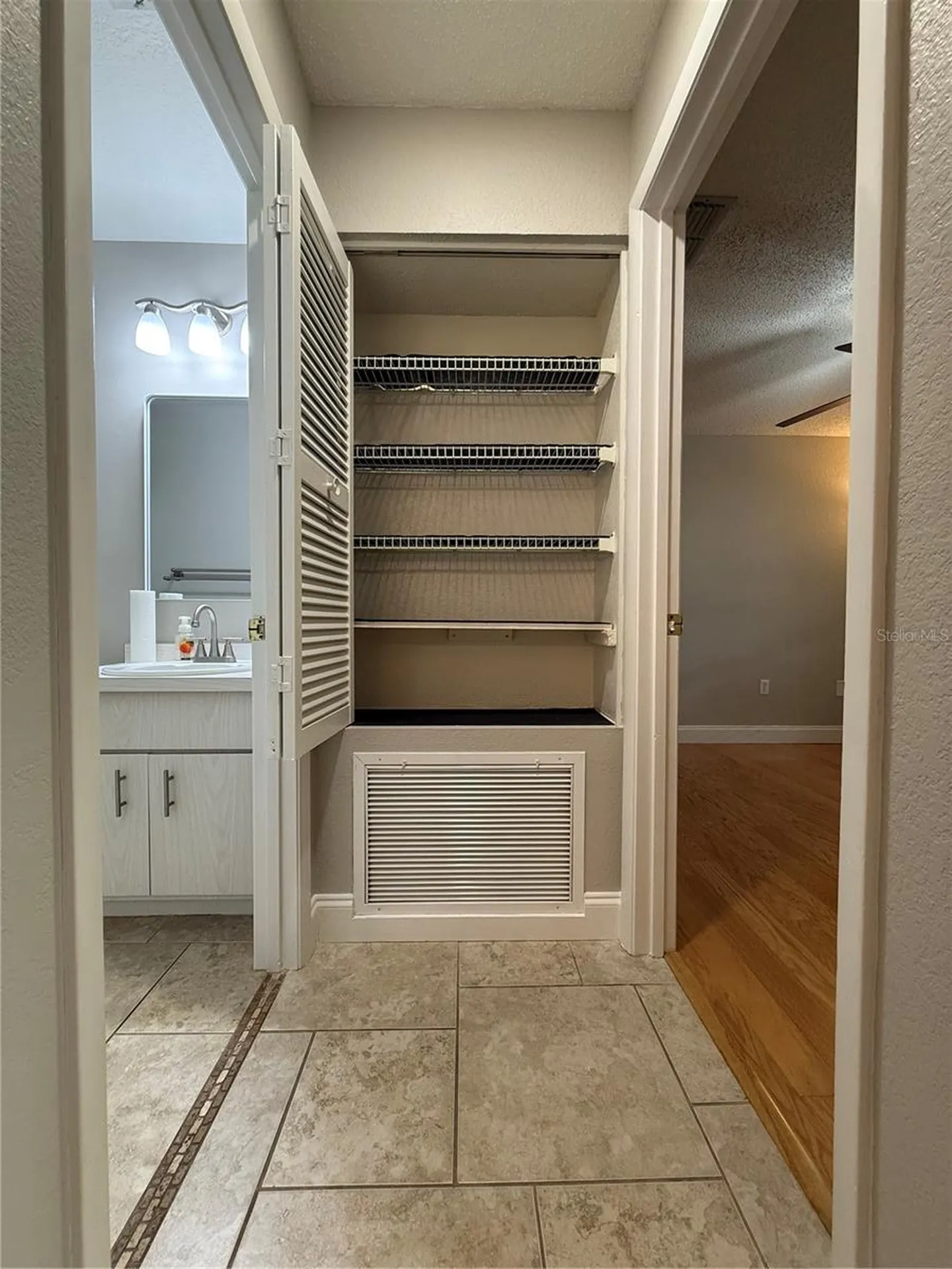2808 60th Avenue W Bradenton FL 34207