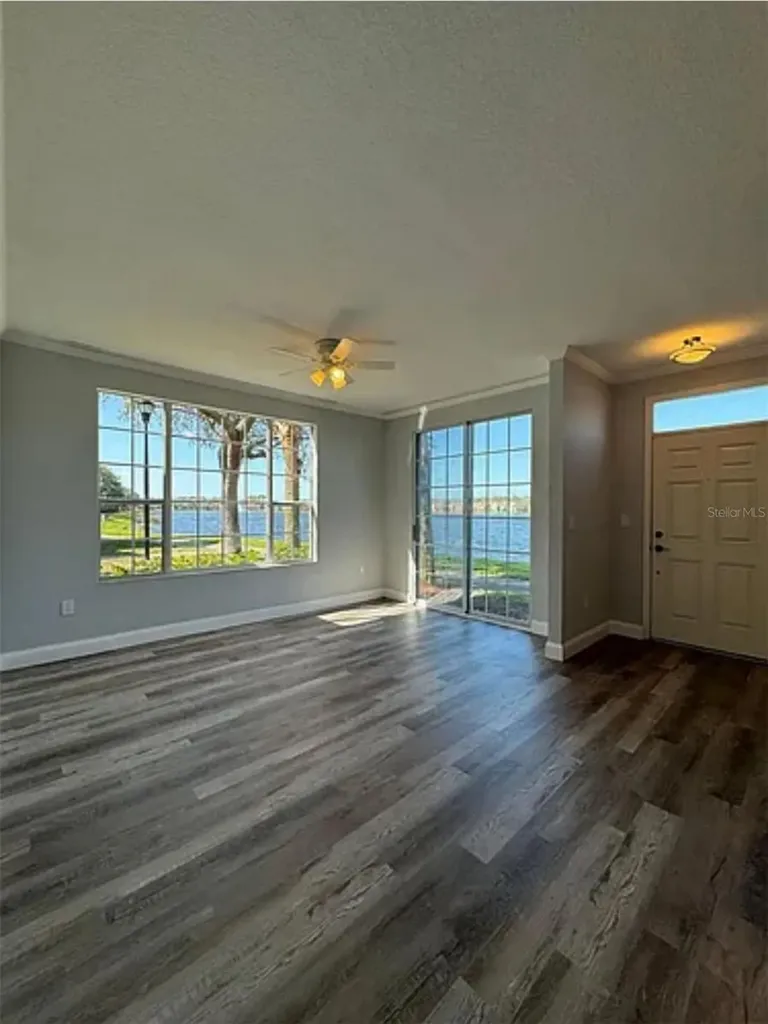 9820 Lake Chase Island Way Tampa FL 33626