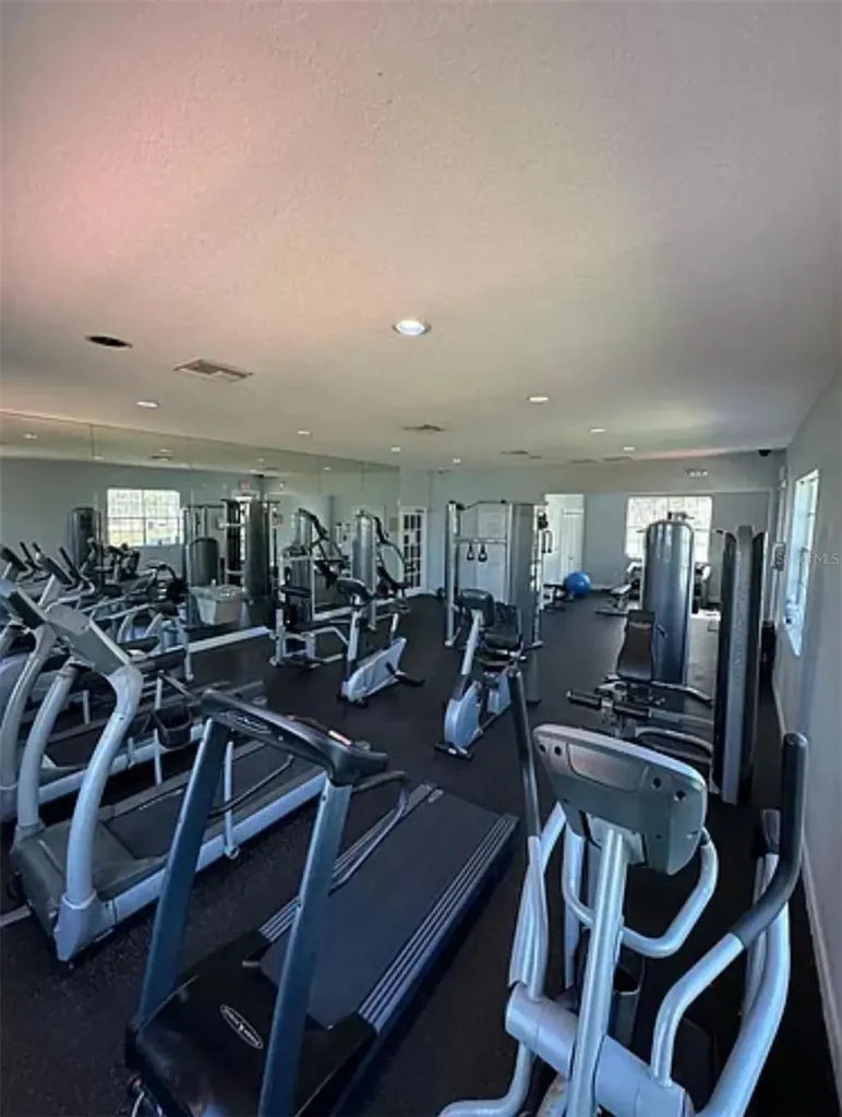 9820 Lake Chase Island Way Tampa FL 33626