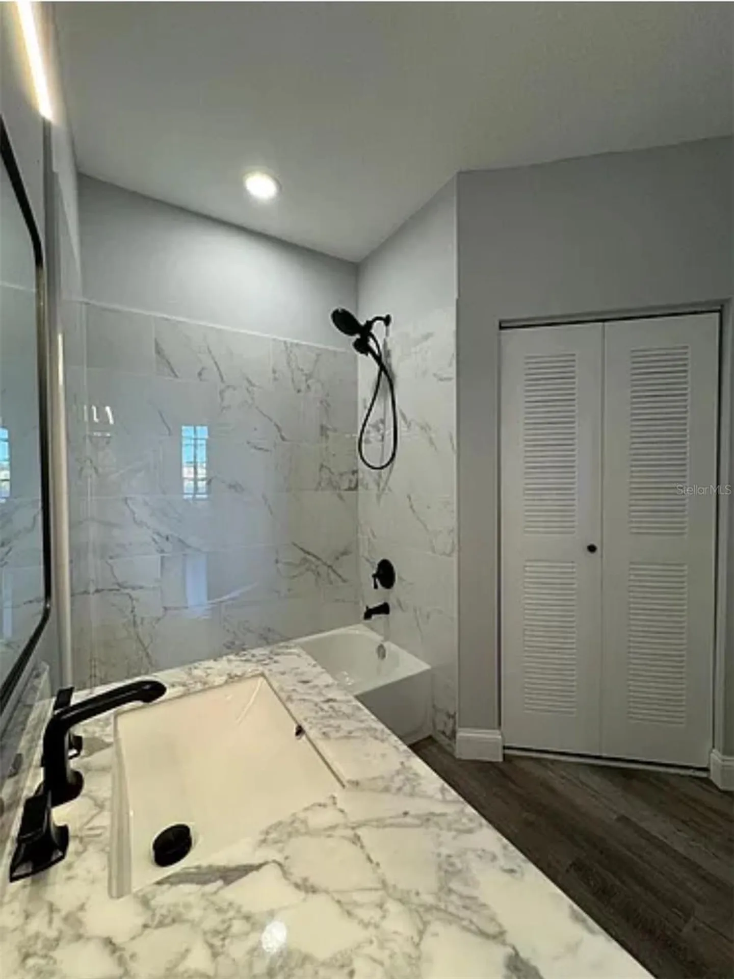 9820 Lake Chase Island Way Tampa FL 33626