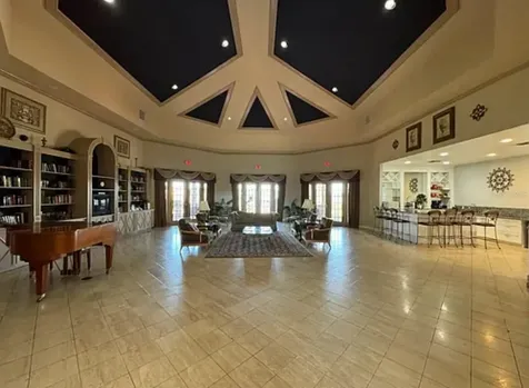 9820 Lake Chase Island Way Tampa FL 33626