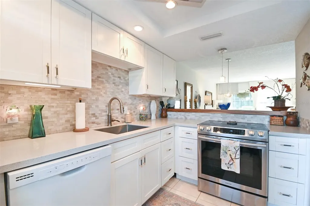 325 N Causeway New Smyrna Beach FL 32169