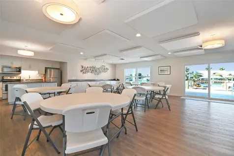325 N Causeway New Smyrna Beach FL 32169
