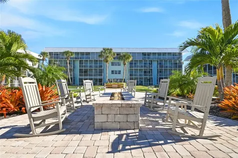 325 N Causeway New Smyrna Beach FL 32169
