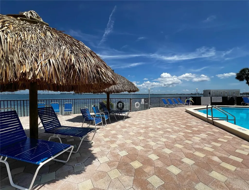 5541 Puerta Del Sol Boulevard S St Petersburg FL 33715