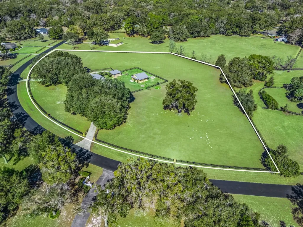 9865 SW 74th Avenue Ocala FL 34476