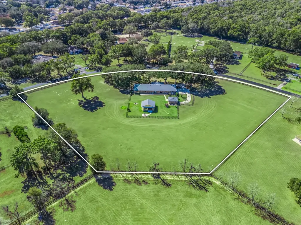 9865 SW 74th Avenue Ocala FL 34476