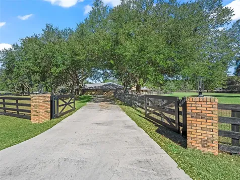 9865 SW 74th Avenue Ocala FL 34476