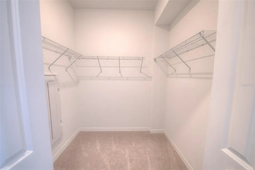 5707 N Honore Avenue Sarasota FL 34243