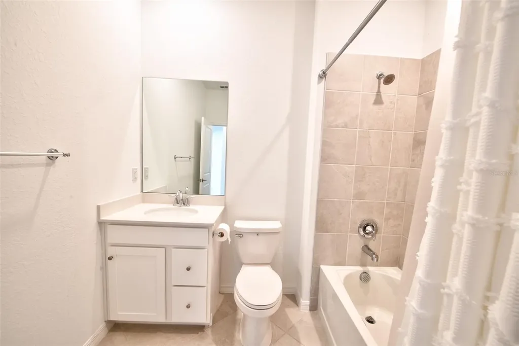 5707 N Honore Avenue Sarasota FL 34243
