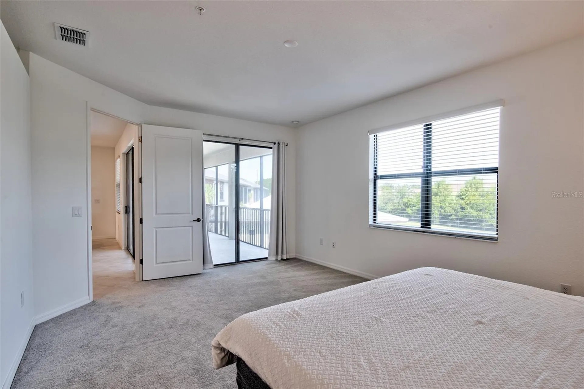 5707 N Honore Avenue Sarasota FL 34243