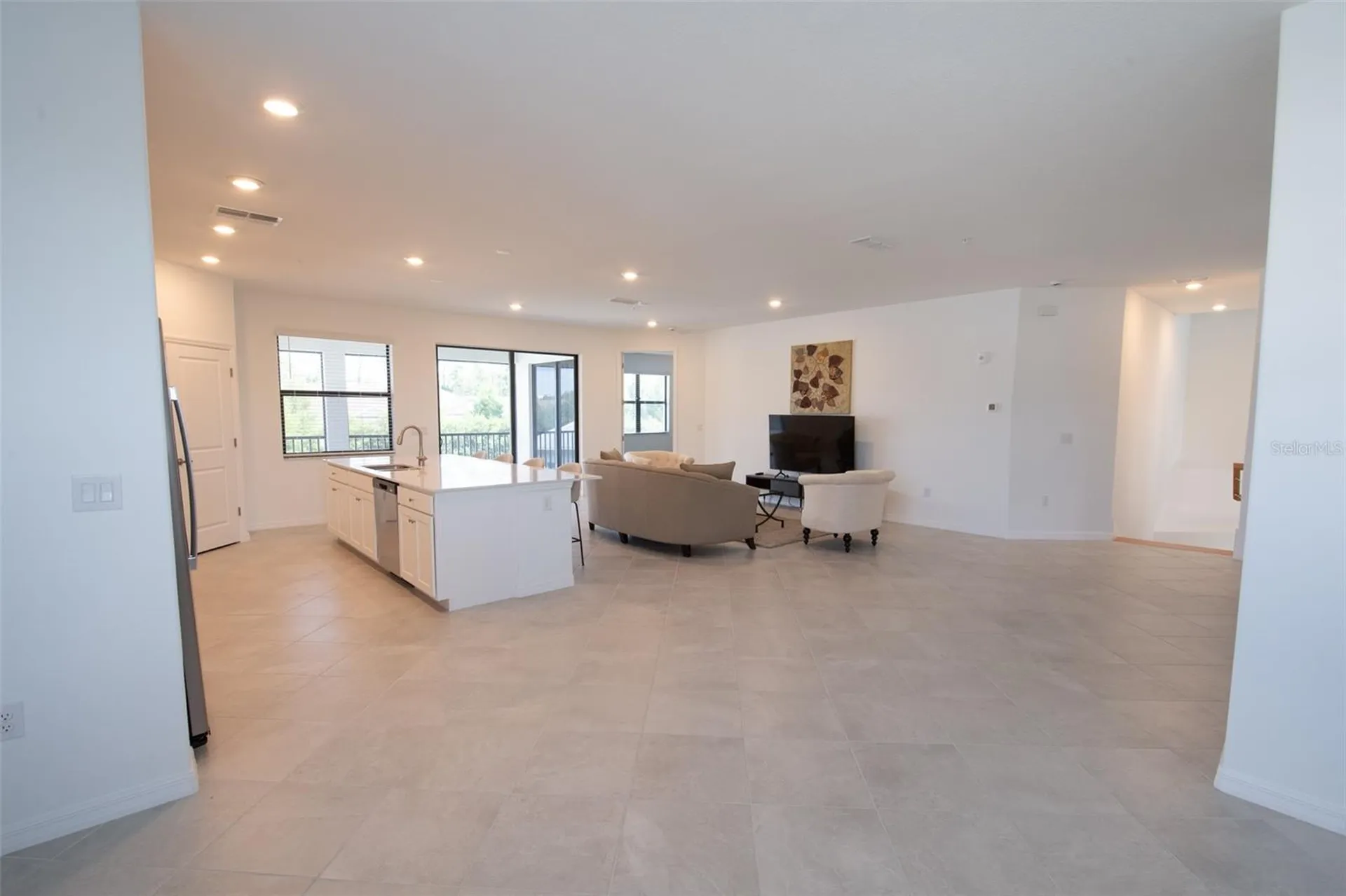 5707 N Honore Avenue Sarasota FL 34243