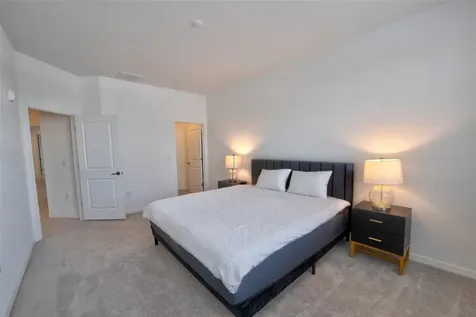 5707 N Honore Avenue Sarasota FL 34243