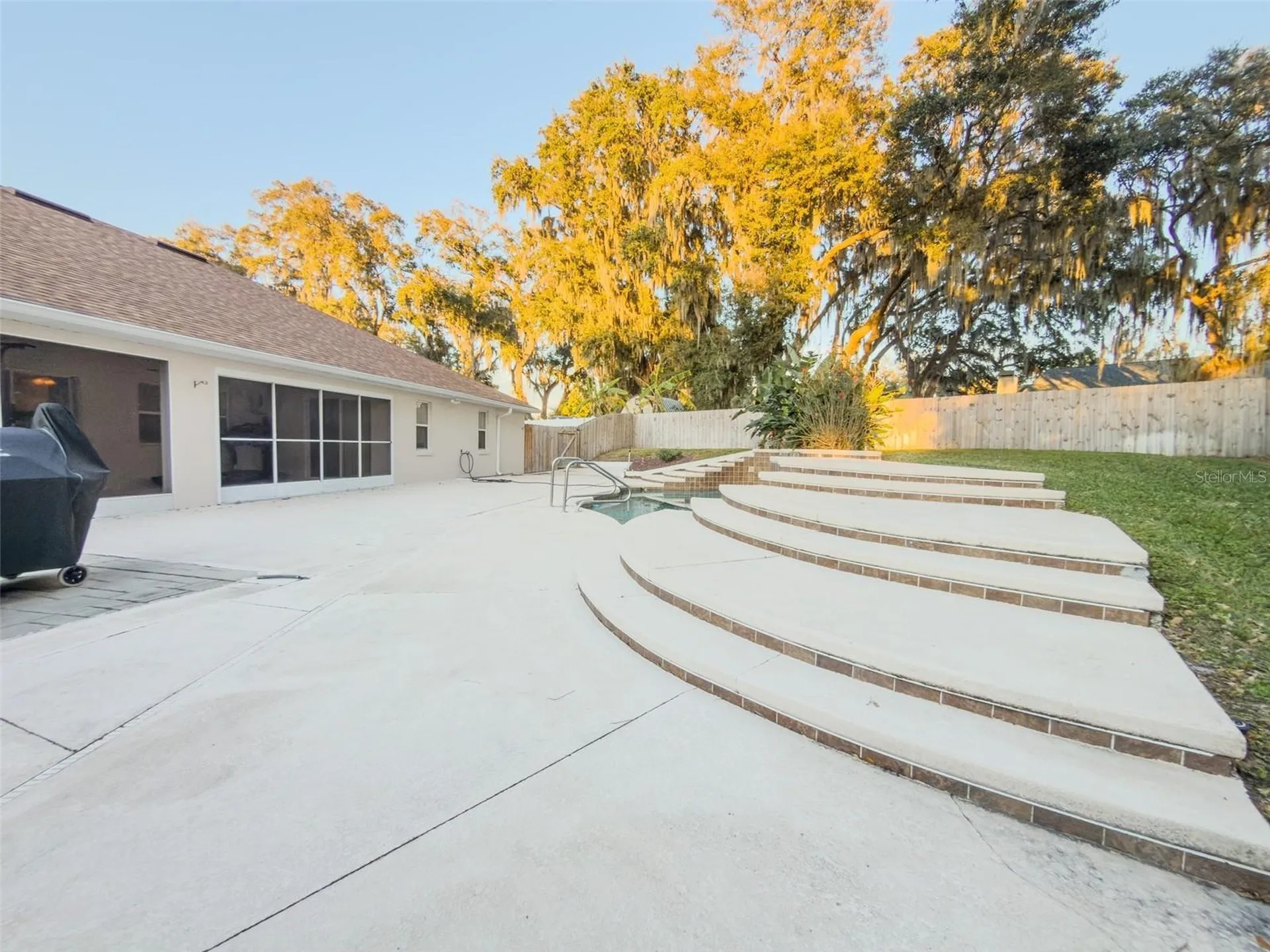 4 Weston Road Leesburg FL 34748