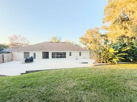 4 Weston Road Leesburg FL 34748