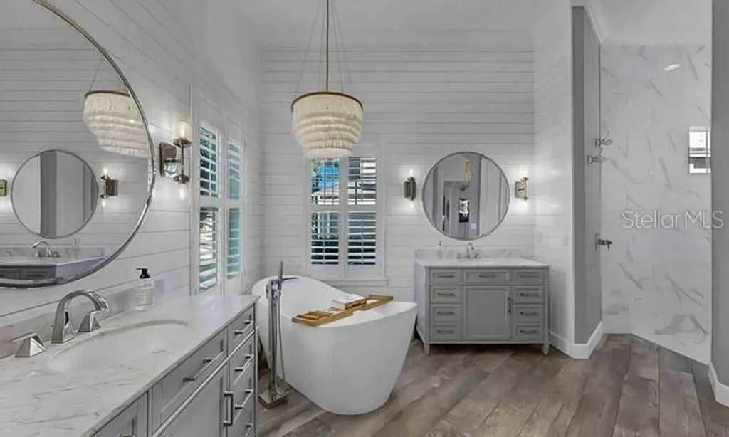 714 Islebay Drive Apollo Beach FL 33572