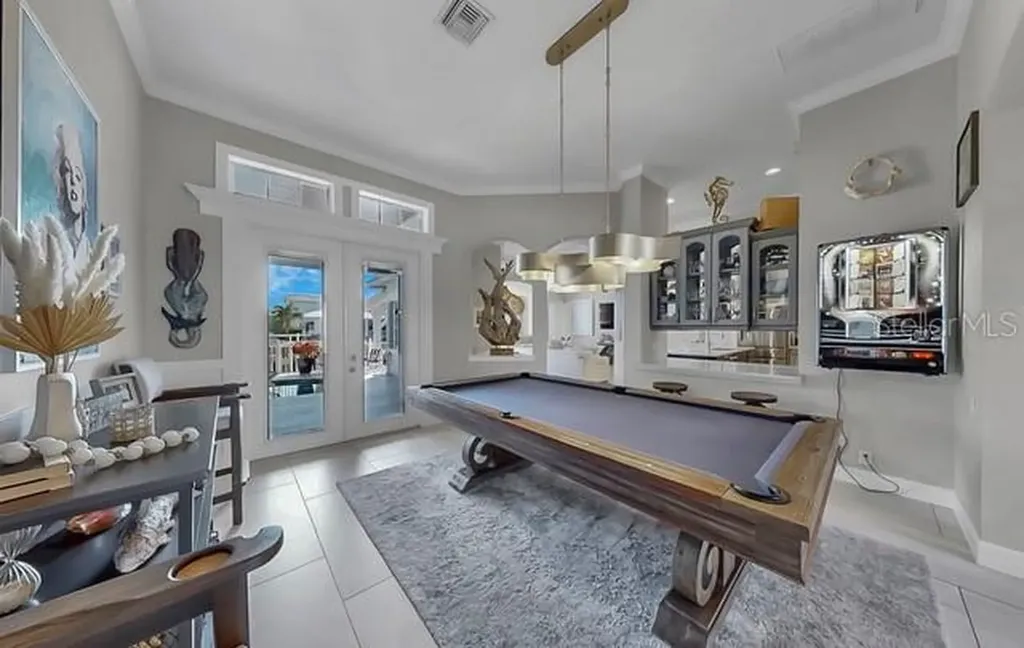 714 Islebay Drive Apollo Beach FL 33572