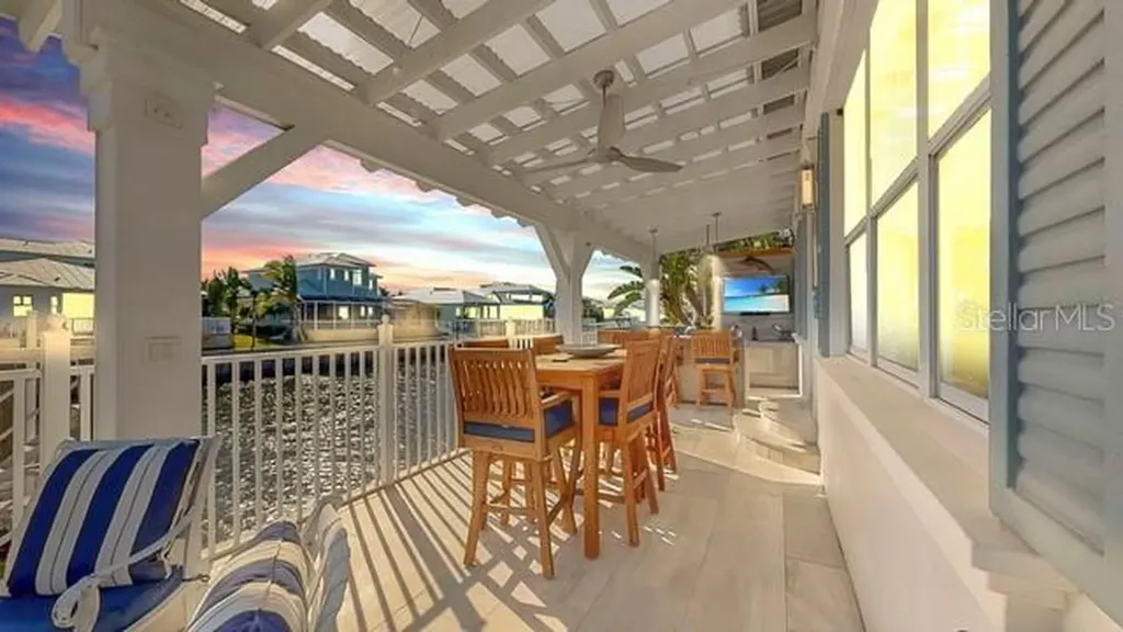 714 Islebay Drive Apollo Beach FL 33572